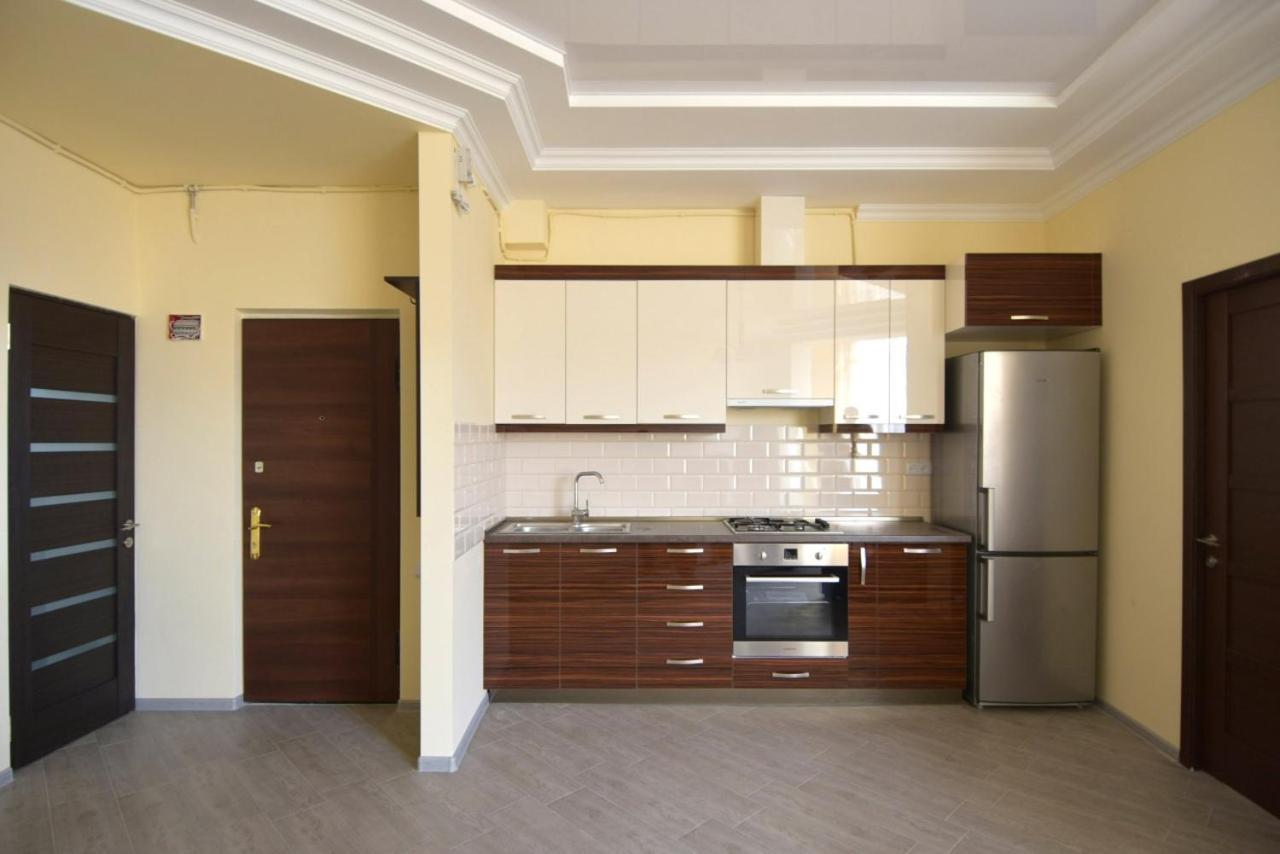 Rent Inn Yerevan On Sakharov Square Экстерьер фото