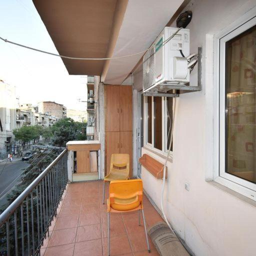 Rent Inn Yerevan On Sakharov Square Экстерьер фото