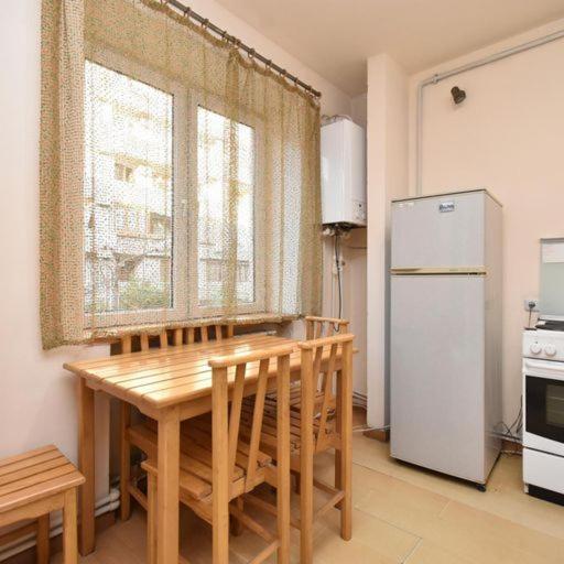 Rent Inn Yerevan On Sakharov Square Экстерьер фото