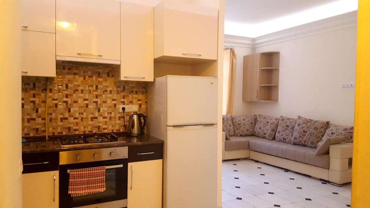 Rent Inn Yerevan On Sakharov Square Экстерьер фото